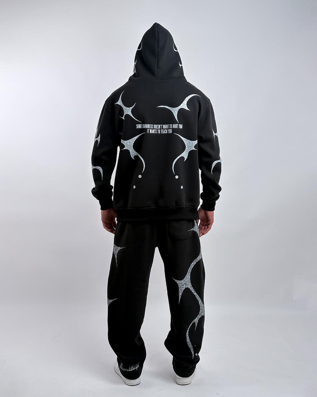 Conjunto VEINS OF THE UNKNOWN: SILVER VEIL