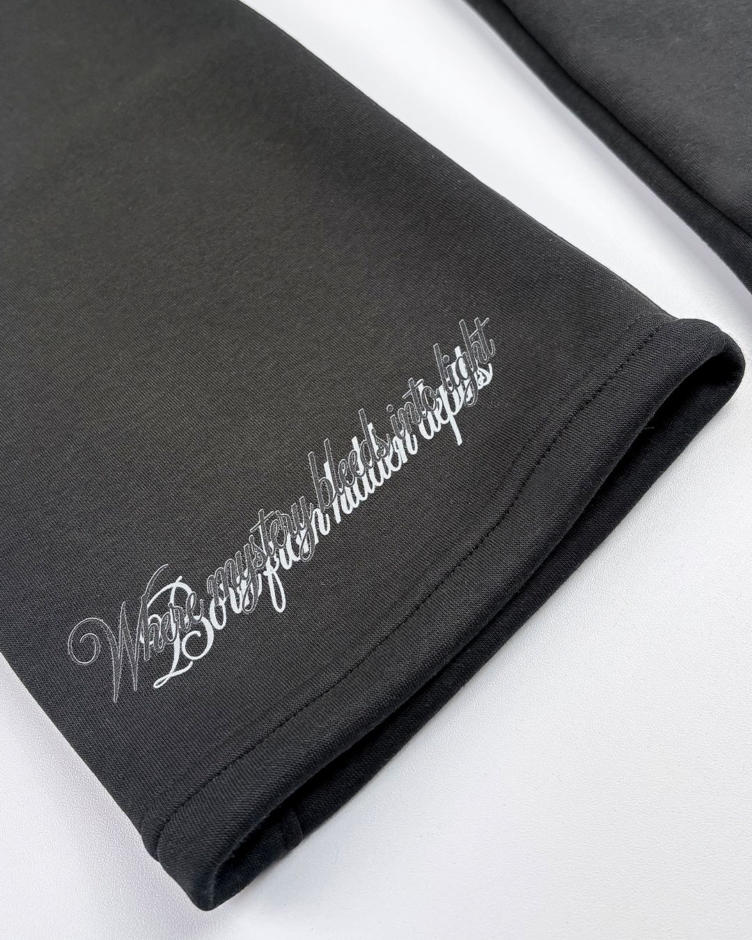 Conjunto VEINS OF THE UNKNOWN: SILVER VEIL