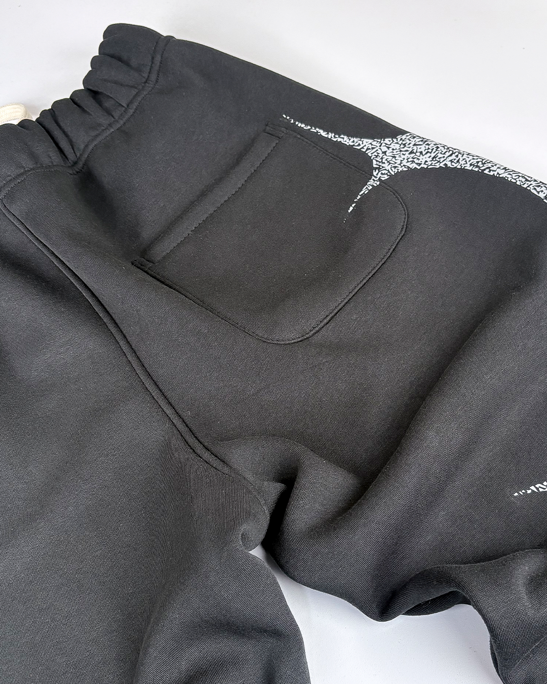 Conjunto VEINS OF THE UNKNOWN: SILVER VEIL