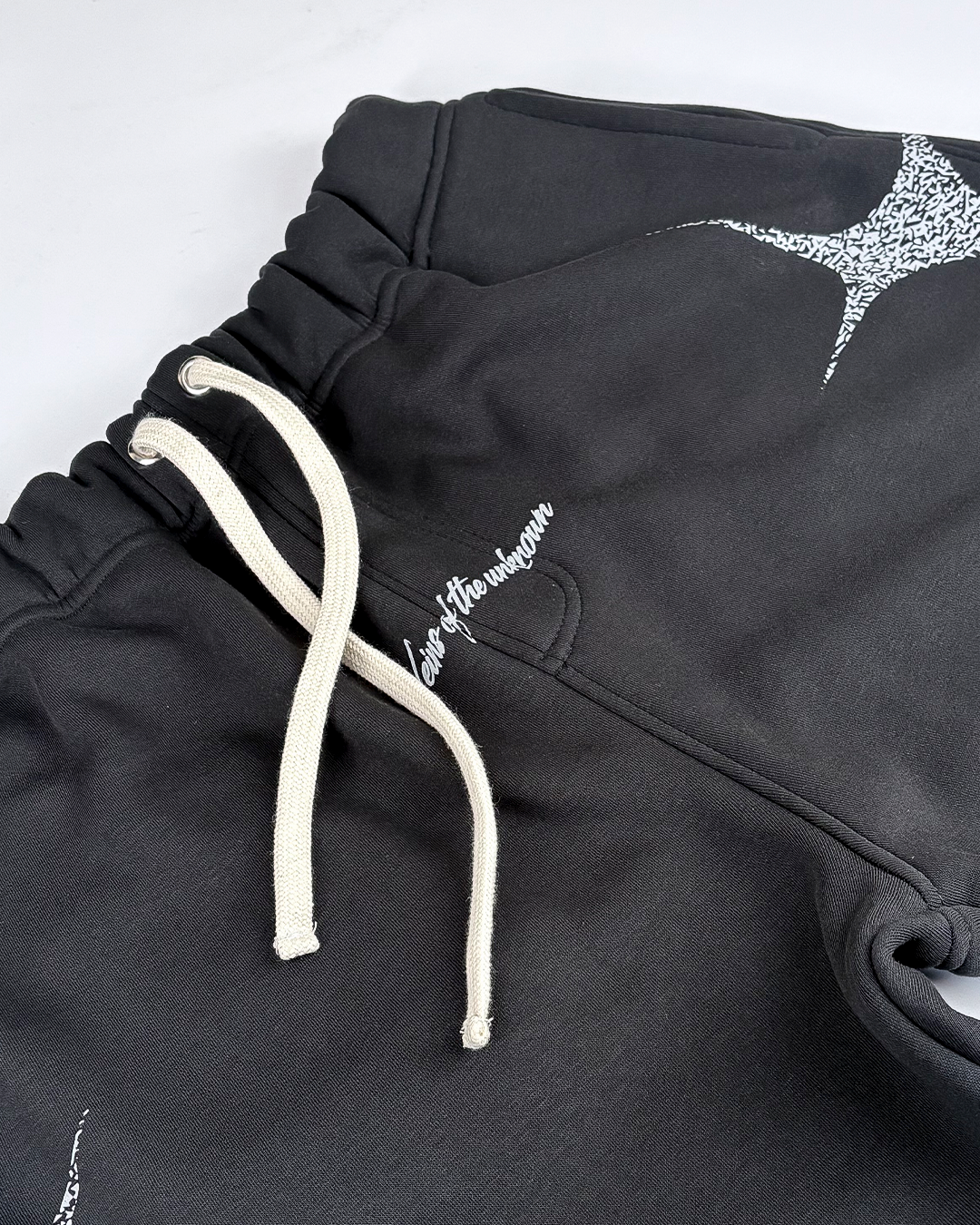 Conjunto VEINS OF THE UNKNOWN: SILVER VEIL